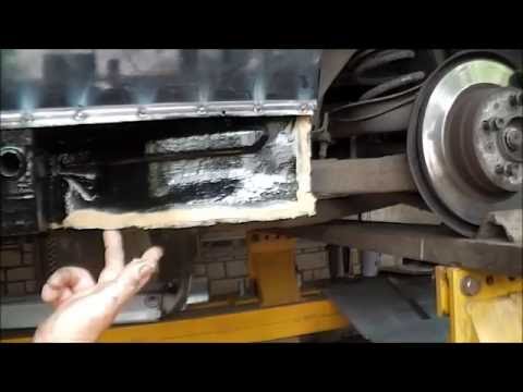 Видео: BMW 3 (E36) купе 1995г.  Порожки, антикорозийка и приваривание.  10 часть