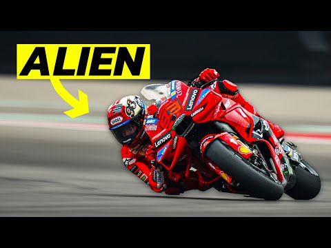 Видео: Самый ПУГАЮЩИЙ гонщик в MotoGP