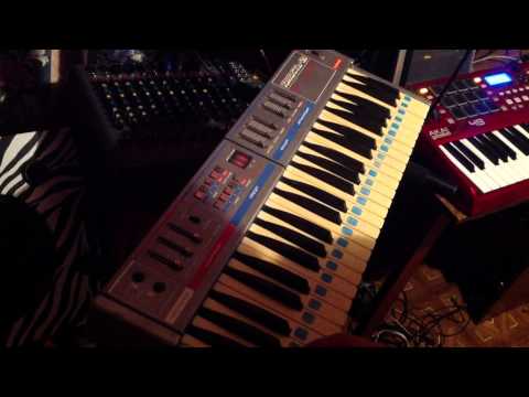 Видео: Синтезатор СССР Юность 21 Часть 1 / Soviet Synthesizer Unost 21 Part 1