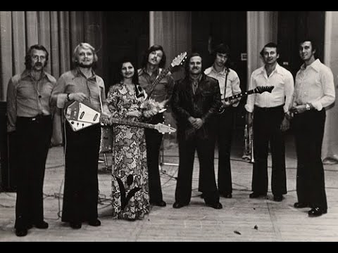 Видео: Музыкальная Гостиная (выпуск 4) - ВИА "Голубые Гитары"