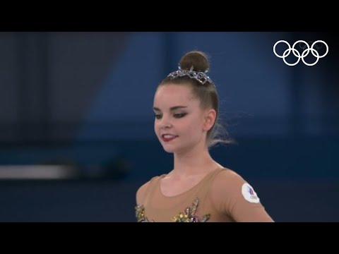 Видео: Сёстры Аверины заняли первые два места в квалификации личного многоборья Олимпиады