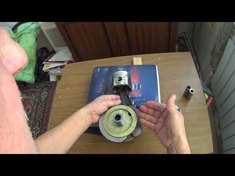 Видео: Для чего смещен поршневой палец в поршне.