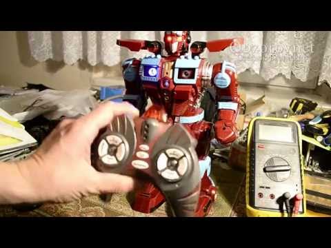 Видео: Ремонт детской игрушки робота