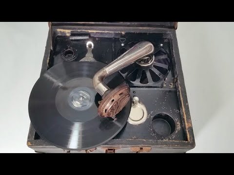 Видео: Старинный немецкий патефон фирмы NIRONA