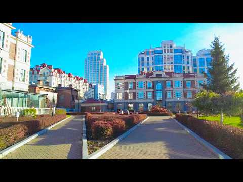 Видео: Walking in YEkaterinburg. Набережная в центре города в солнечный день |4K| (October 22, 2025)