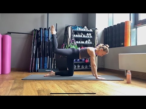 Видео: Упругие ягодицы и подтянутые бедра. Пуш ап комплекс)