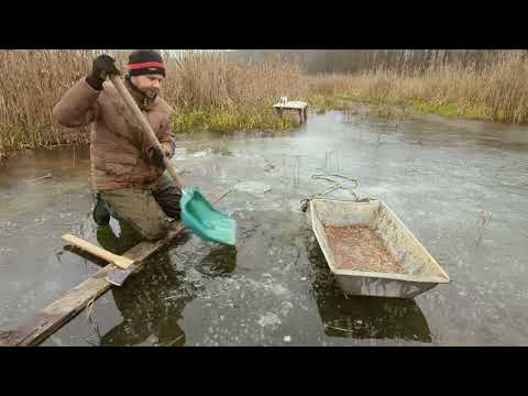 Видео: Ловлю живцов, копаю пруд. Древняя керамика в пруду