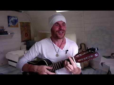 Видео: Тело - наш храм, Ум - светлый друг, Душа - Божество, А Любовь вокруг l Александр Редькин