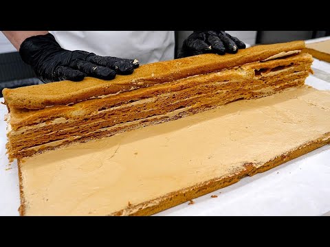 Видео: 2000 слоев хруста?! Этот легендарный мокко-рулет взорвал Интернет