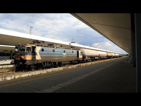 Видео: Влак на "БДЖ-ТП" минава по девети коловоз на Централна ЖП гара София, начело с локомотив 46 032...