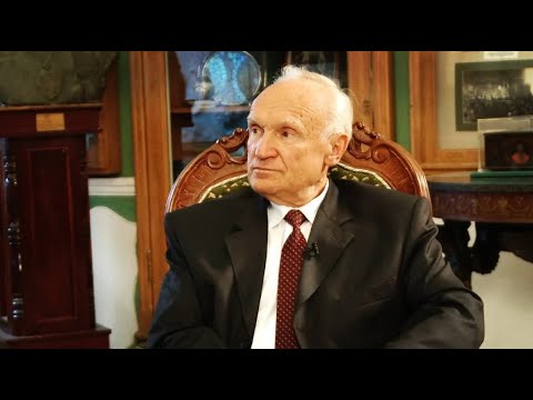 Видео: А.И.Осипов.Одни мысли могут сделать нас лучшими, другие же- непотребными.