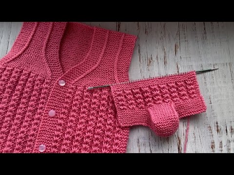 Видео: Пинетки (12см ) на двух спицах без швов + Детская жилетка безрукавка связанная спицами
