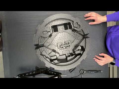 Видео: Замена колеса. Куда ставить докатку. Разбор органайзера и домкрата Джили Монжаро/Geely Monjaro