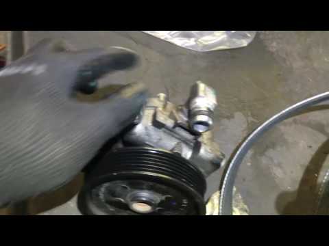 Видео: Замена насоса гидроусилителя руля E350 2010 года