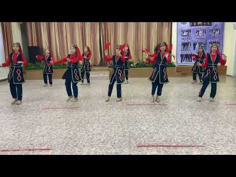 Видео: Әлихан Бөкейханов атындағы мектеп-лицейі “Шаттық” би үйірмесі “Түрік” биі #шаттыкшахтинск