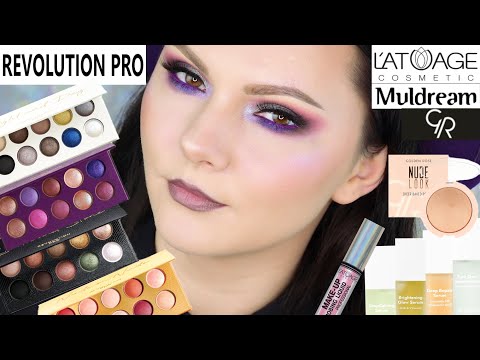 Видео: REVOLUTION PRO COLOUR FOCUS | жидкий хайлайтер Latuage | пудра Golden Rose | Muldream