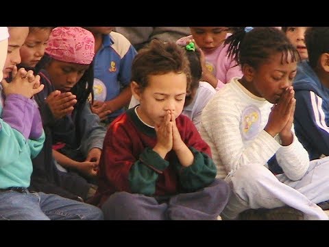 Видео: «Отче наш» молитва на Арамейском, исполняет Виктория Оганисян