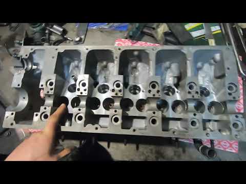 Видео: Замена ГБЦ VW T5 2.5 TDI (BNZ.AXD.BAC,AXE,BLJ)С самодельными фиксаторами.