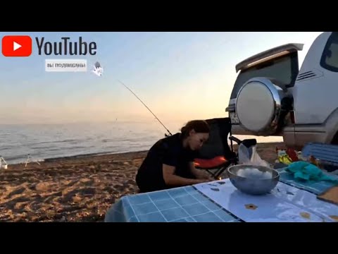 Видео: ВОБЛА ПРЁТ ДУРНИНОЙ!! СОЛИМ РЫБУ ВЁДРАМИ!!