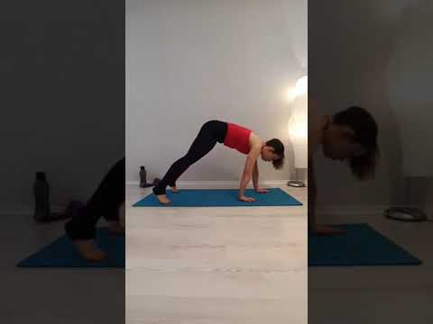 Видео: Динамичен стречинг и активации преди основна тренировка от Марина Декова