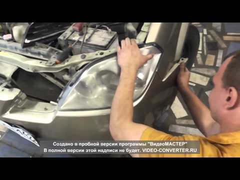 Видео: Как снять фару Nissan Primera p12