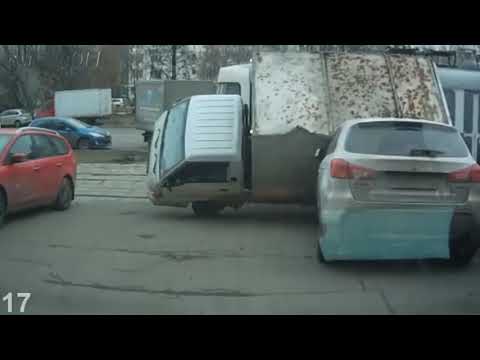 Видео: Дураки и дороги. Сборник безумных водителей #242