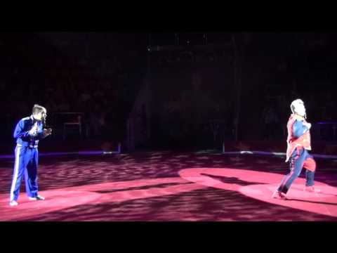 Видео: Клоуны Михаил Клыков и Илья Манин