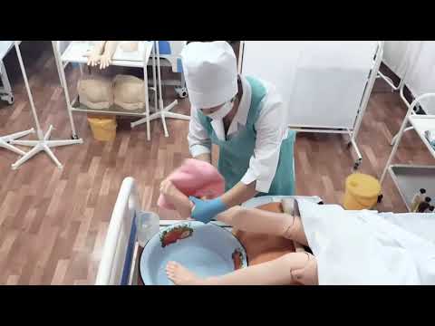 Видео: өзіне өзі қызмет ету тапшылығы бар пациенттерге күтім көрсету принциптері