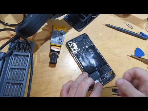 Видео: Huawei P20 Pro - замена аккумулятора (вздулся, мало держит)
