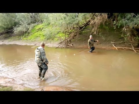 Видео: Приколы на рыбалке. Пьяные.Браконьеры. Нереальная ржака. Подборка приколов 2019.