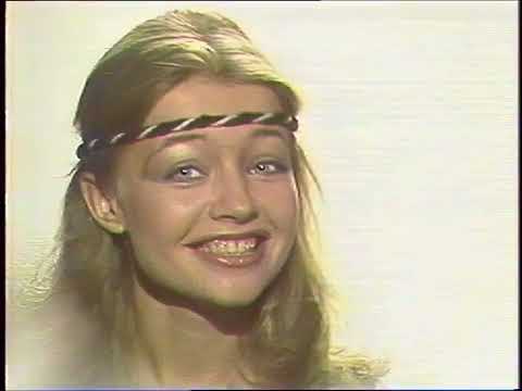 Видео: Реклама советских электромузыкальных инструментов 1984