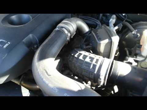 Видео: Промывка впускного тракта Pathfinder 2008 (дизель)