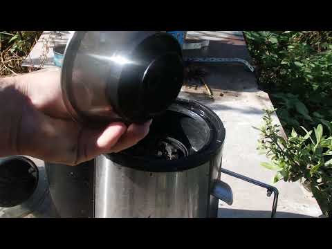 Видео: Как снять Сетку с соковыжималки сделано в Китае.