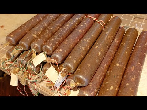 Видео: Как я делала колбасу из лося.