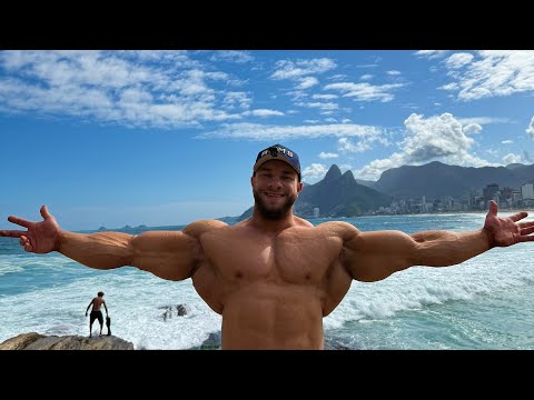 Видео: Спортзал на пляже Рио-де-Жанейро. Эмоции победителя