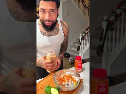 Видео: готовит нам ужин 🔥🔥 #паста #растапаста