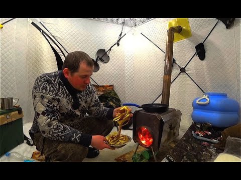 Видео: Ночь в палатке. Готовим вегетарианский ужин. Щука и окунь на балансир. Рыбалка на озере. 2Часть