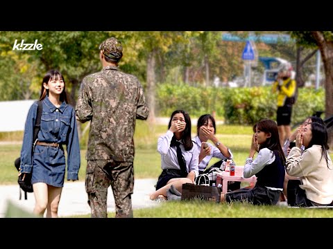 Видео: Что, если бы вы могли помочь солдату признаться?