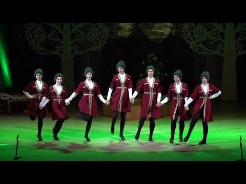 Видео: 23 05 18 ДК Молодечно "Ай да Ханума", фрагменты спектакля (HD)