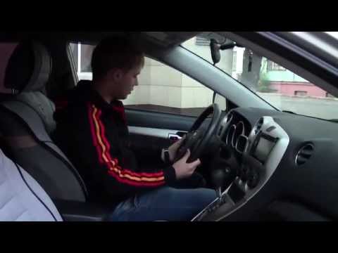 Видео: Обзор Toyota Matrix 1.8 2009гв. Alex MacLean
