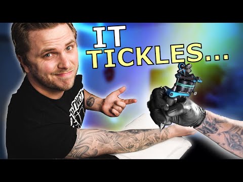 Видео: Какие ощущения от татуировок на самом деле? Действительно ли они болезненны?