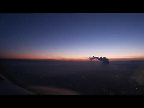 Видео: LET L410 #Visual #Approach #Chita UIAA RW29. Ночная Чита - заход и посадка Л410.