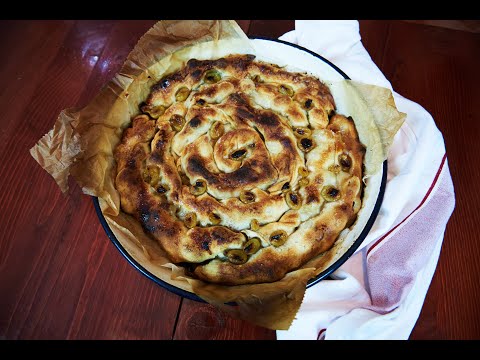 Видео: Сладка вита баница с локум и грозде и домашно точени кори