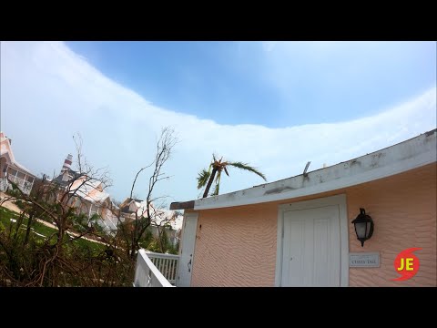 Видео: Ураган Дориан Cat 5 Blue Sky Eye