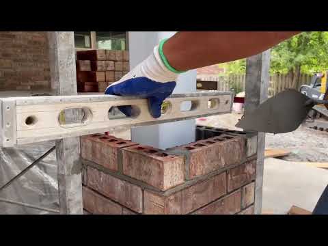 Видео: Как сделать кирпичную колонну со столбами