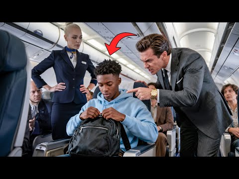 Видео: Экипаж обвиняет чернокожего подростка в краже наушников — его отец владеет материнской компанией ...