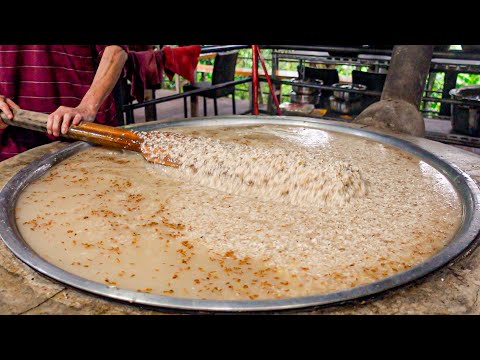Видео: Сладко и здорово! Домашняя мальтозская утка по-пекински, приготовленная из огромной печи и дров