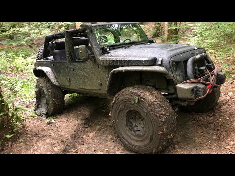 Видео: Offroad в Сочи. Jeep Wrangler Rubicon, Уаз