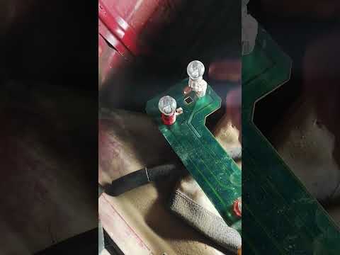 Видео: Ремонт стоп-сигналов ваз 2107.Ремонт 2107,электрика ваз 2107.Не горят стоп-сигналы.