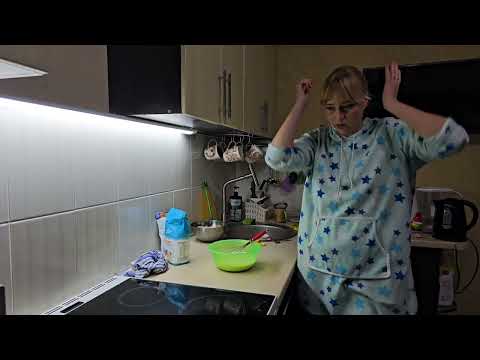 Видео: Испугалась! Звонок посреди ночи...